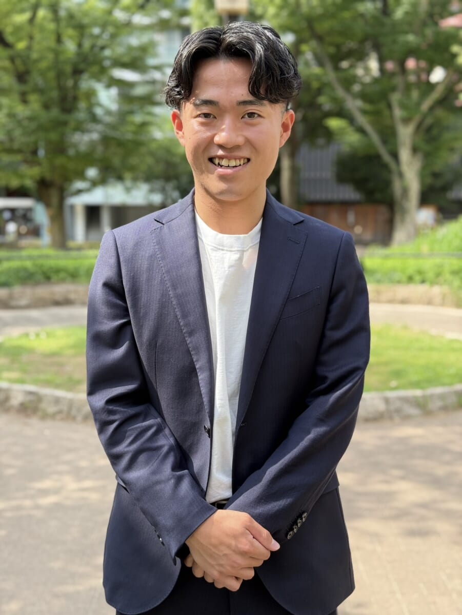 山本 玲也
